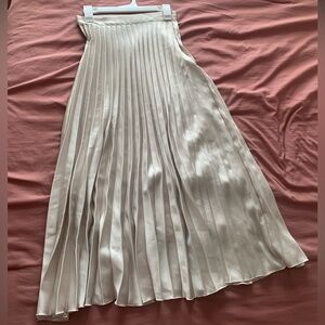 Champagne maxi skirt from Zara